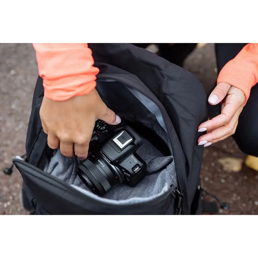 Бездзеркальний фотоапарат Canon EOS R50 Kit RF-S 18-45mm f4.5-6.3 IS STM+RF-S 55-210mm Black (5811C034) UA [87316] - фото 13