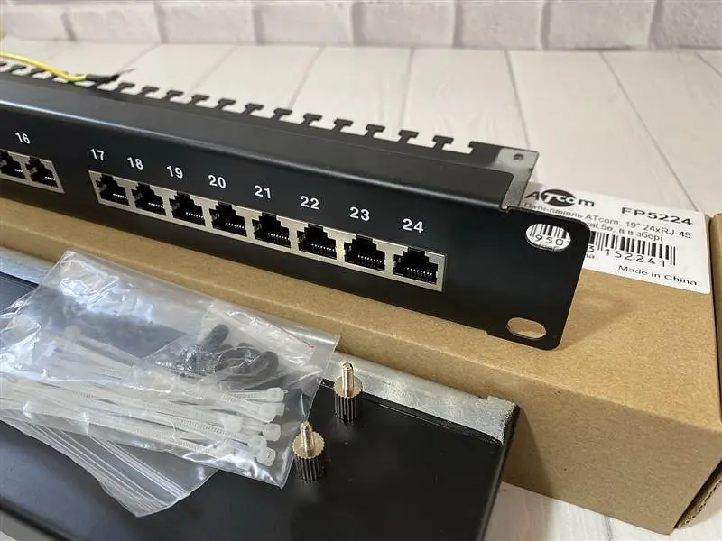 Патч-панель Atcom FP5224 19" 24хRJ-45 FTP 1U cat.5е, в зборі - фото 2