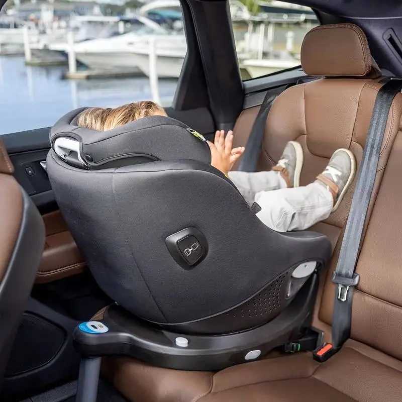 Автокрісло Graco Turn2Me DLX i-Size Чорне (GC2302AAMDN000) - фото 6