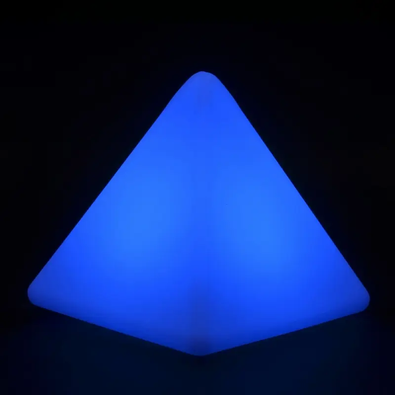 Светильник Brille с аккумулятором LED RGB пластиковый Пирамида мал. - фото 4