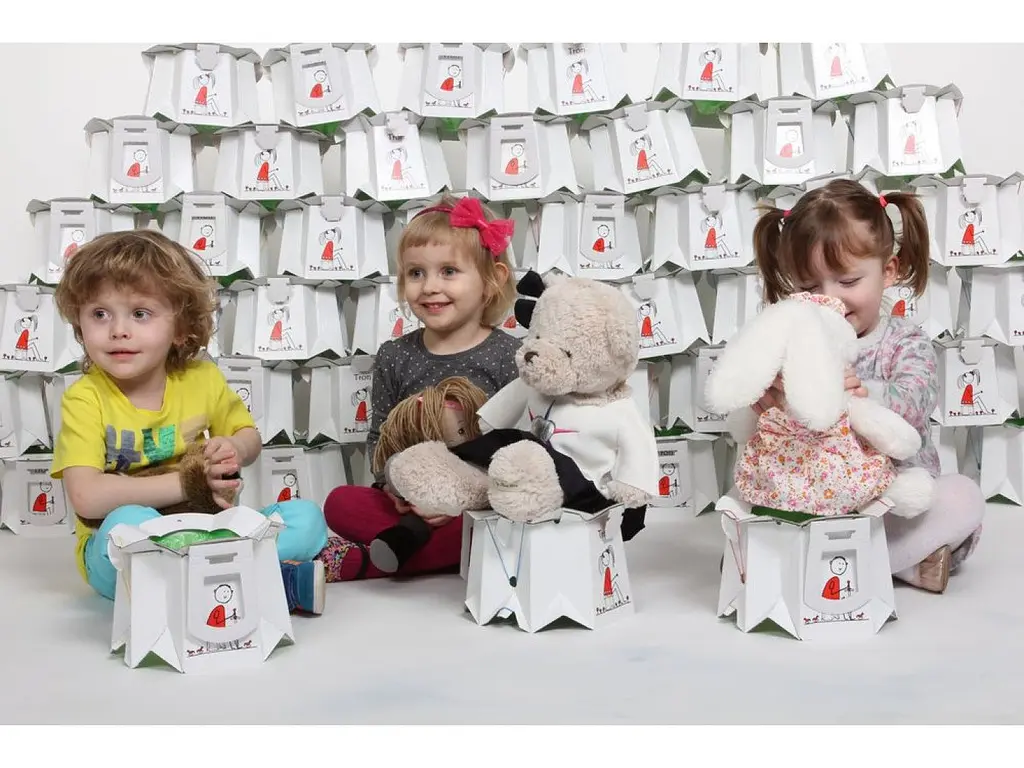 Дитячий одноразовий горщик Tron 1 шт. в асортименті - фото 10