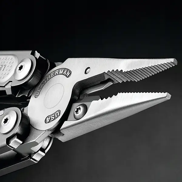 Мультитул Leatherman Free P4 + синтетичний чохол (832642) [60734] - фото 7