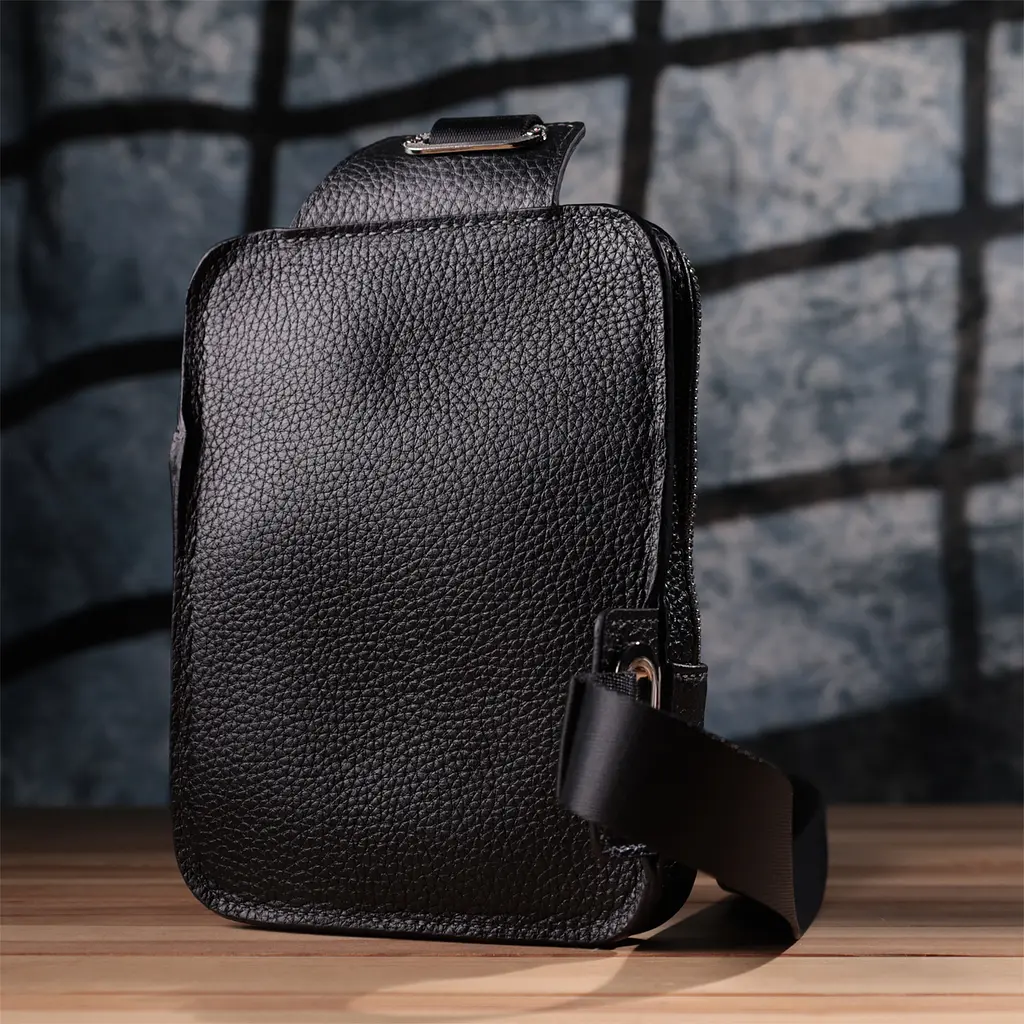 Сумка бананка Grande Pelle 22877 15,5х20,5х3,5 см Чорний - фото 9