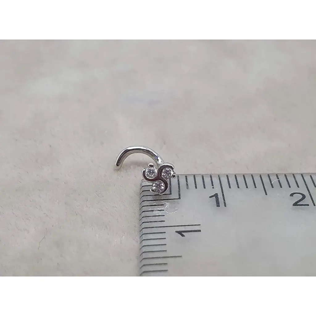 Серебряная серьга-пирсинг в нос Ирий. 6033 - фото 4