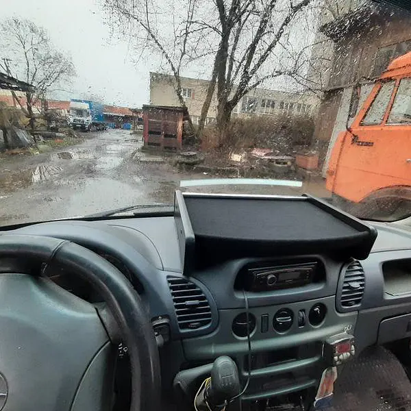 Столик на торпеду Mercedes Sprinter CDI 2000-2006 із логотипом - фото 4