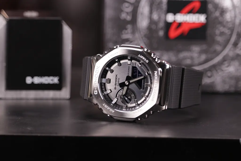 Годинник Casio G-Shock GM-2100-1AER - фото 4
