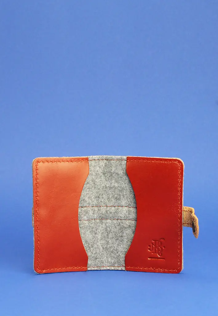 Фетровий кард-кейс (візитниця) 6.1 з шкіряними коричневими вставками - фото 4