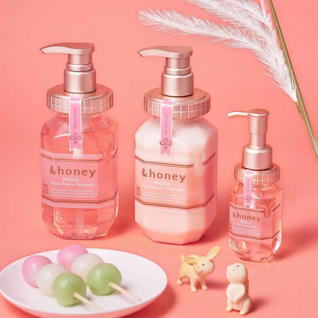 HONEY Melty Moist Repair Shampoo зволожуючий відновлюючий шампунь для гладкості волосся, 440 мл - фото 4