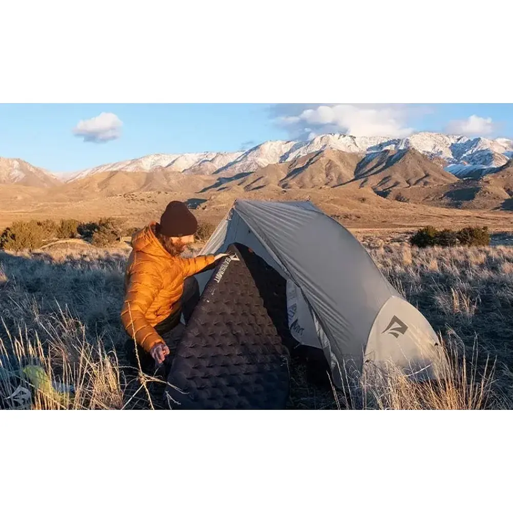 Килимок надувний Sea To Summit Ether Light XR Pro Insulated ASC Mat Regular Pirate Black - фото 6