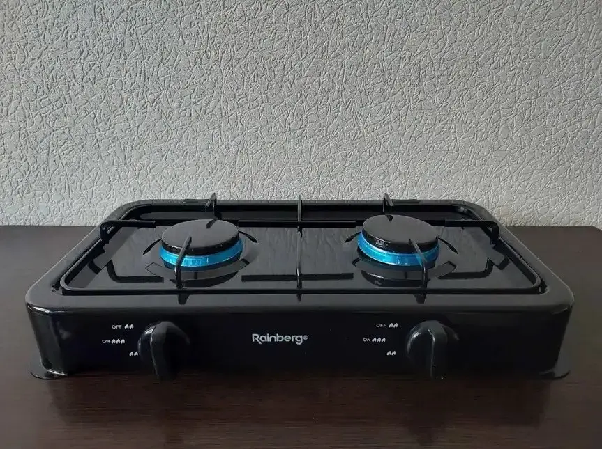 Настольная газовая плита  Rainberg RB-2229 на две конфорки с крышкой для кемпинга нержвеющая сталь Черная - фото 7
