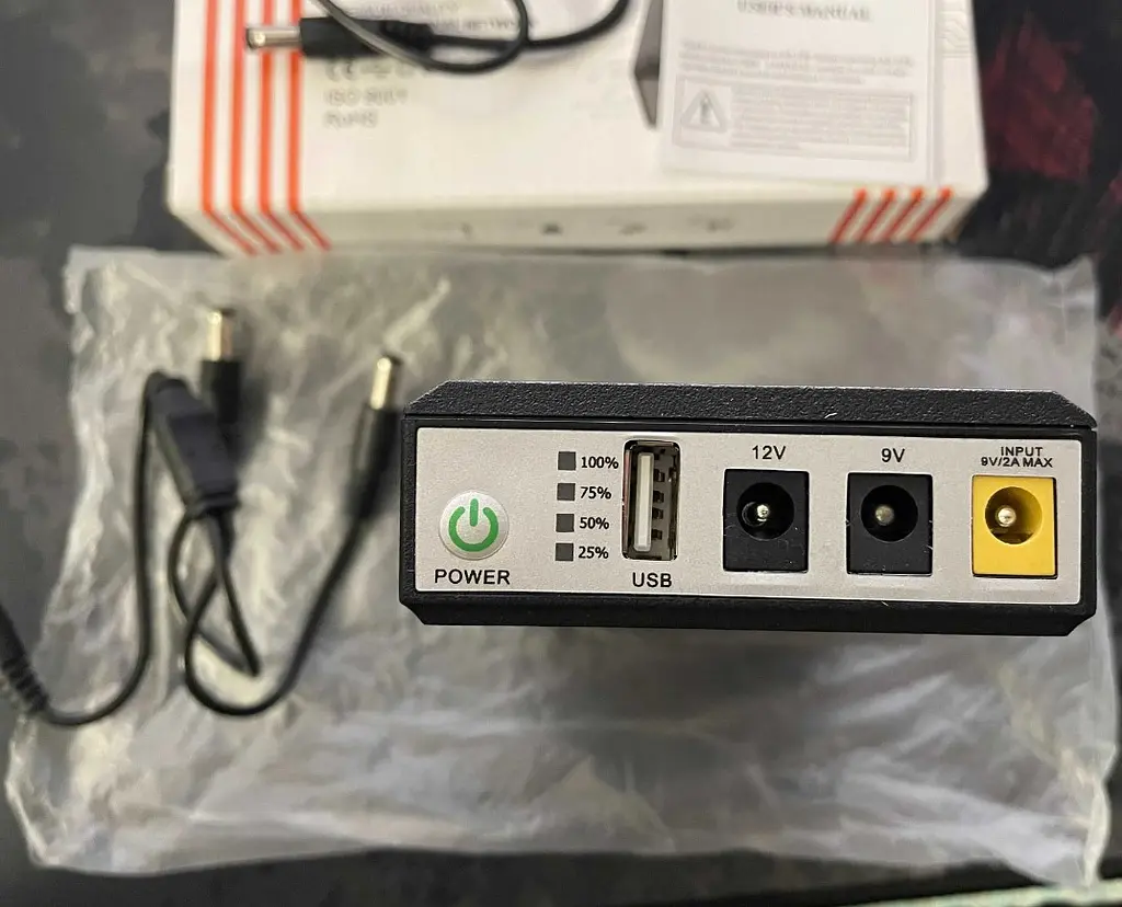 UPS ИБП для роутера, терминала ONU 9V/12V Voltronic DCP018W 10400mAh - фото 4