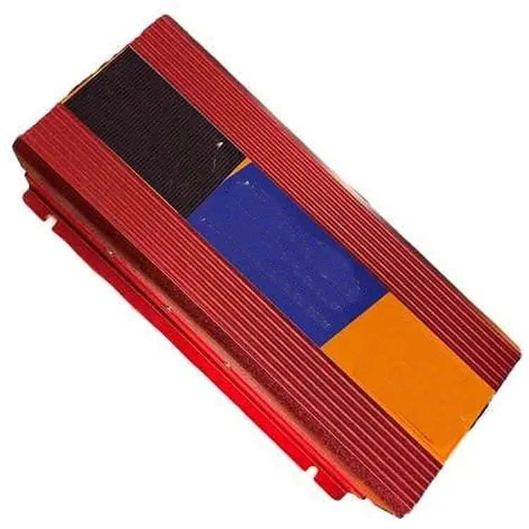 Инвертор преобразователь напряжения с 12V на 220V XPRO 1500W красный (MER-15280) - фото 2