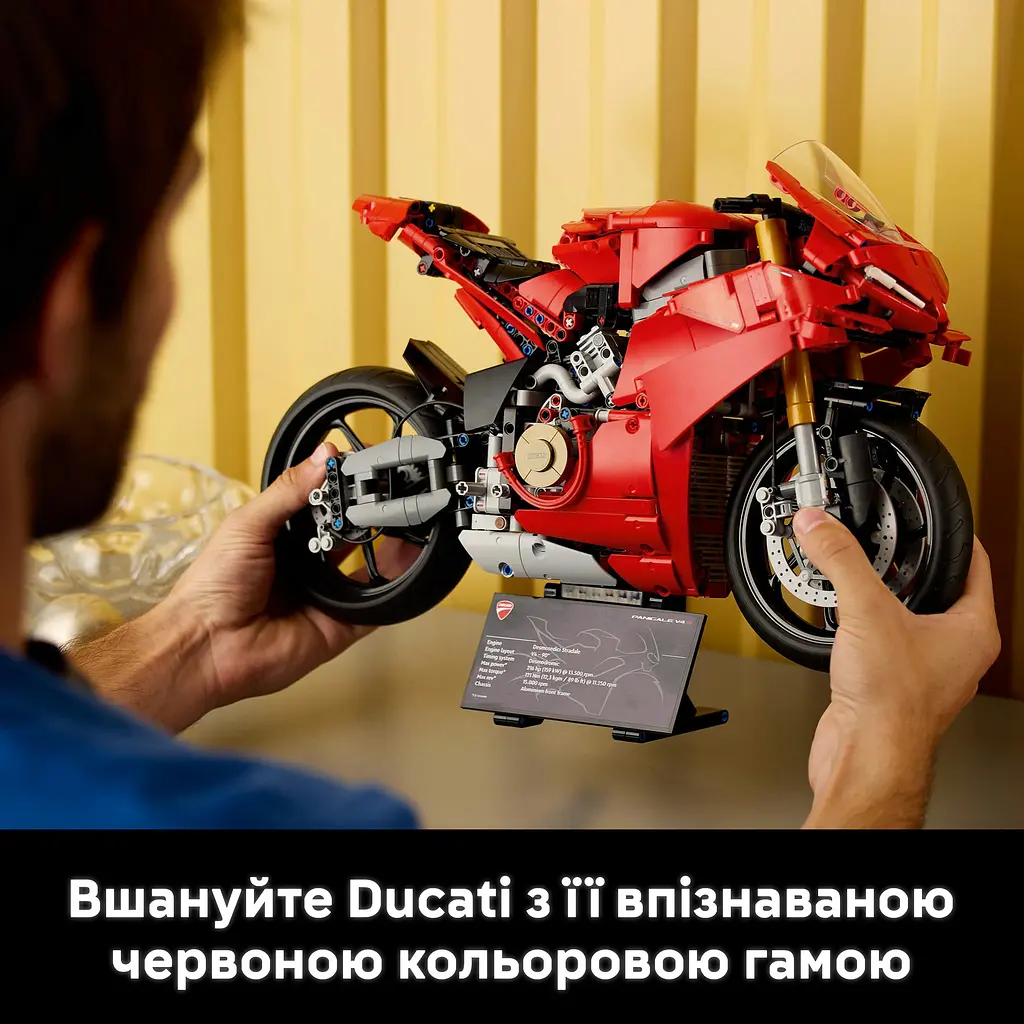 Конструктор LEGO Technic Мотоцикл Ducati Panigale V4 S 1603 детали (42202) - фото 15