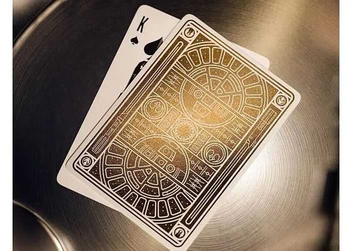 Карты игральные United States Play Card Company Theory11 Star Wars Gold Edition (foil back) (ВР_СВГЕ) - фото 6