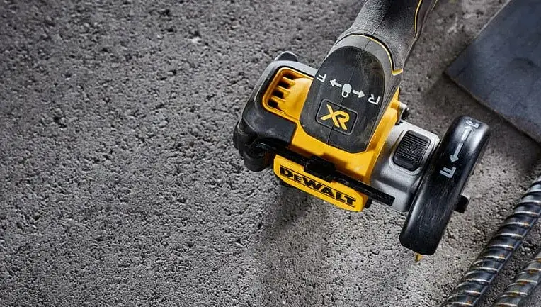Пила дискова акумуляторна DeWalt з АКБ та ЗП DCS438E2T - фото 10