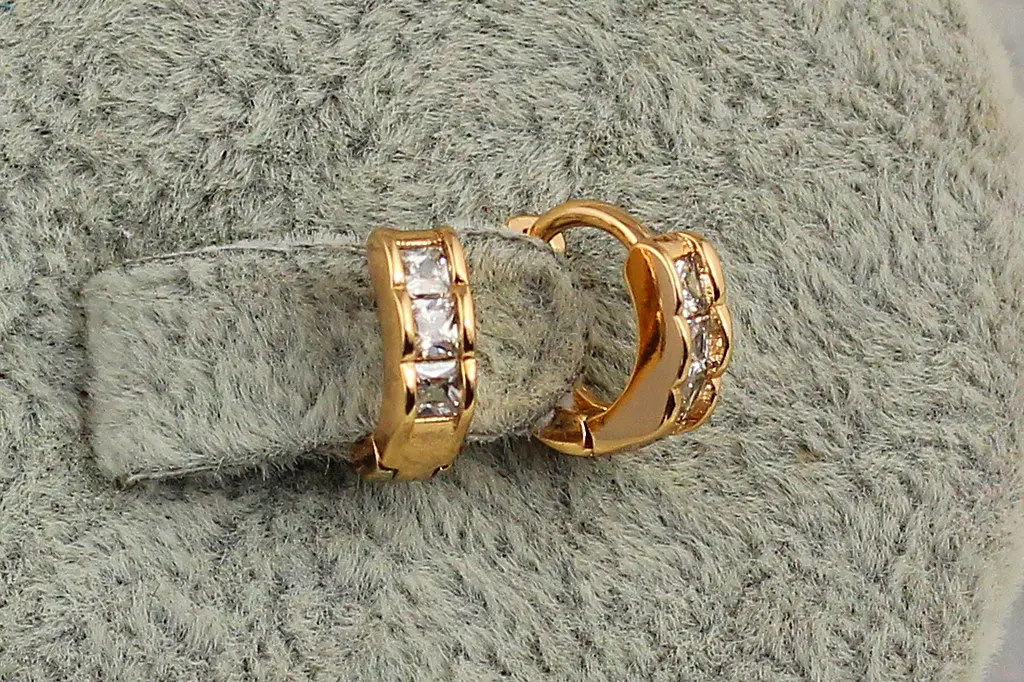 Сережки Xuping Jewelry кубики 1 см золотисті - фото 3