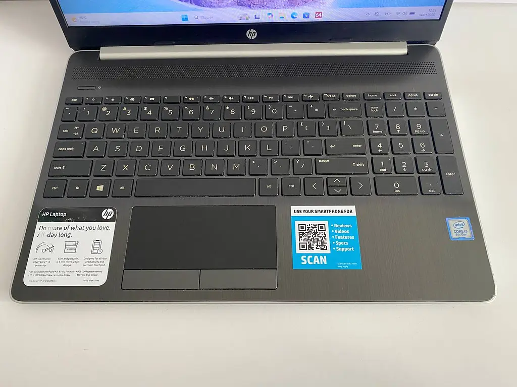 Ноутбук HP Laptop 15 dw-0037wm 15.6" (i3-8145U / 8GB / SSD+HDD) Refurbished - фото 3