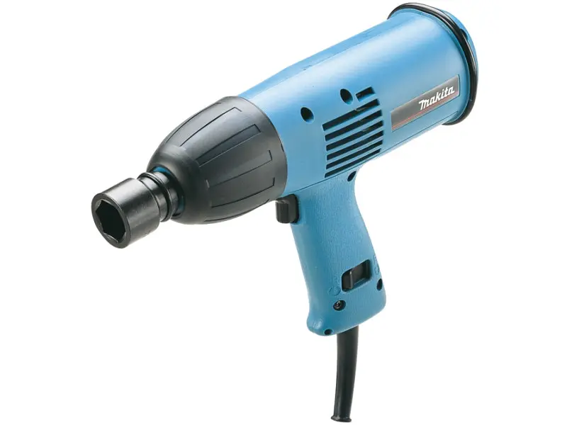 Гайкокрут Makita 6905H