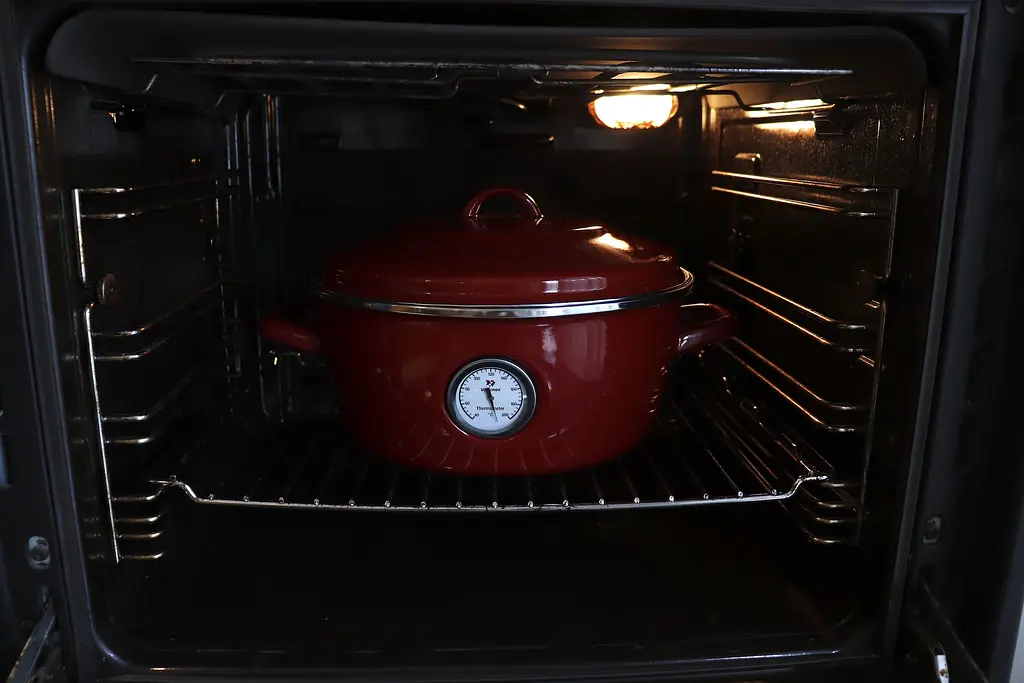 Каструля-жаровня Dutch Oven 26 см 5 л червона VITRINOR - фото 8