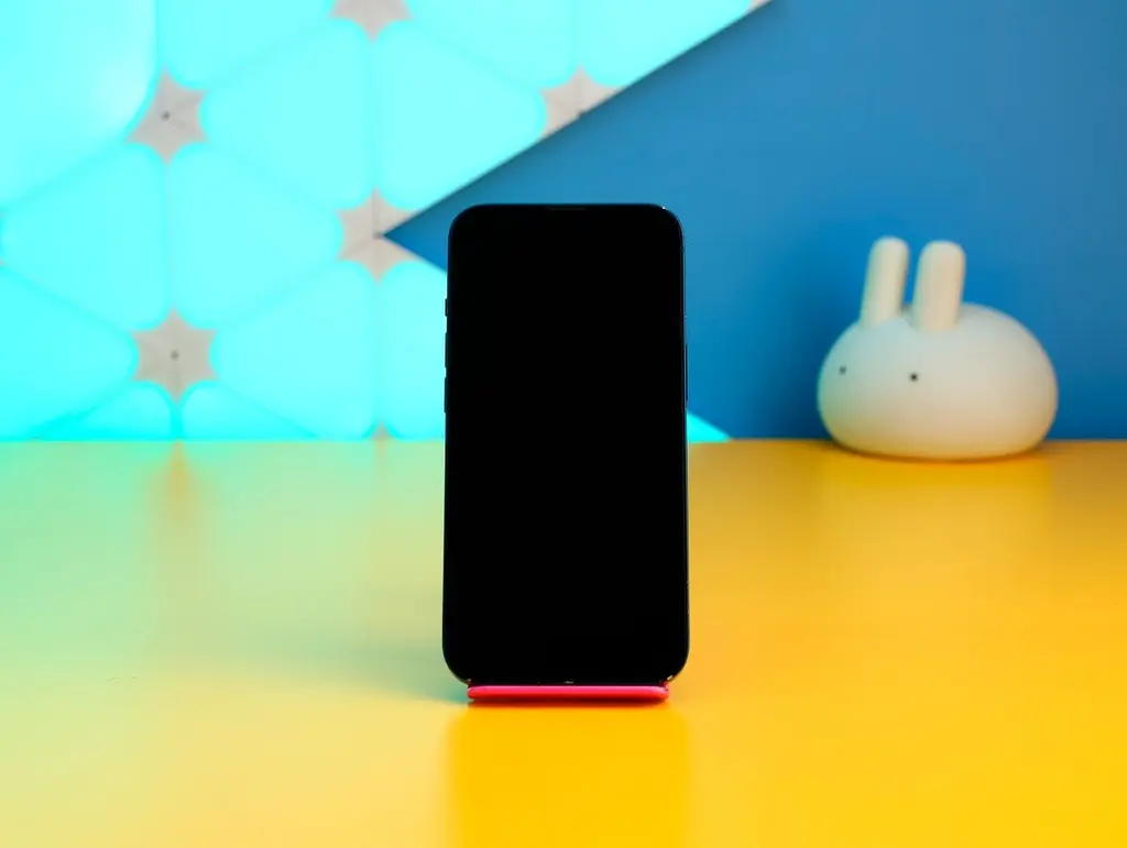Смартфон Apple iPhone 13 128GB Midnight (MLPF3) Б/У [172704] - фото 4