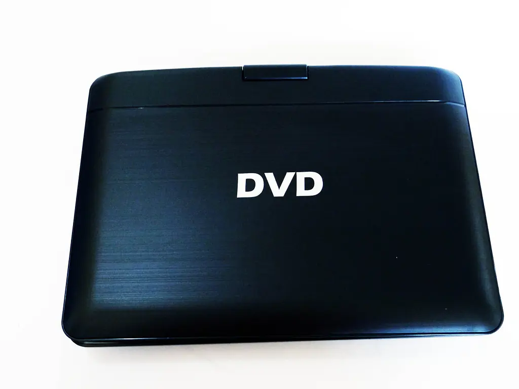 Портативний DVD-програвач Opera NS-1180 з T2 TV USB SD DVD 11 дюймів Black (3sm_1029716202) - фото 2