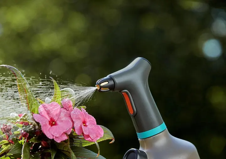 Обприскувач акумуляторний Gardena EasyPump ручний з латунним соплом 1 л (11114-20.000.00) - фото 3