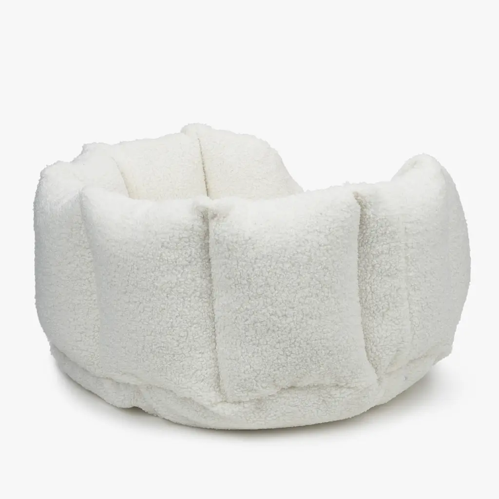 Лежак ортопедичний для собак "Shell Teddy" молочний М (60*80см) - фото 4
