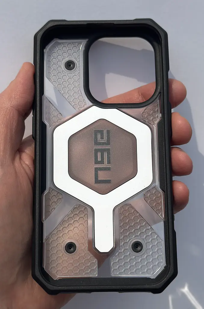 Оригінальний протиударний чохол UAG Pathfinder MagSafe для iPhone 15 Pro Clear Ice (114281114343) - фото 5