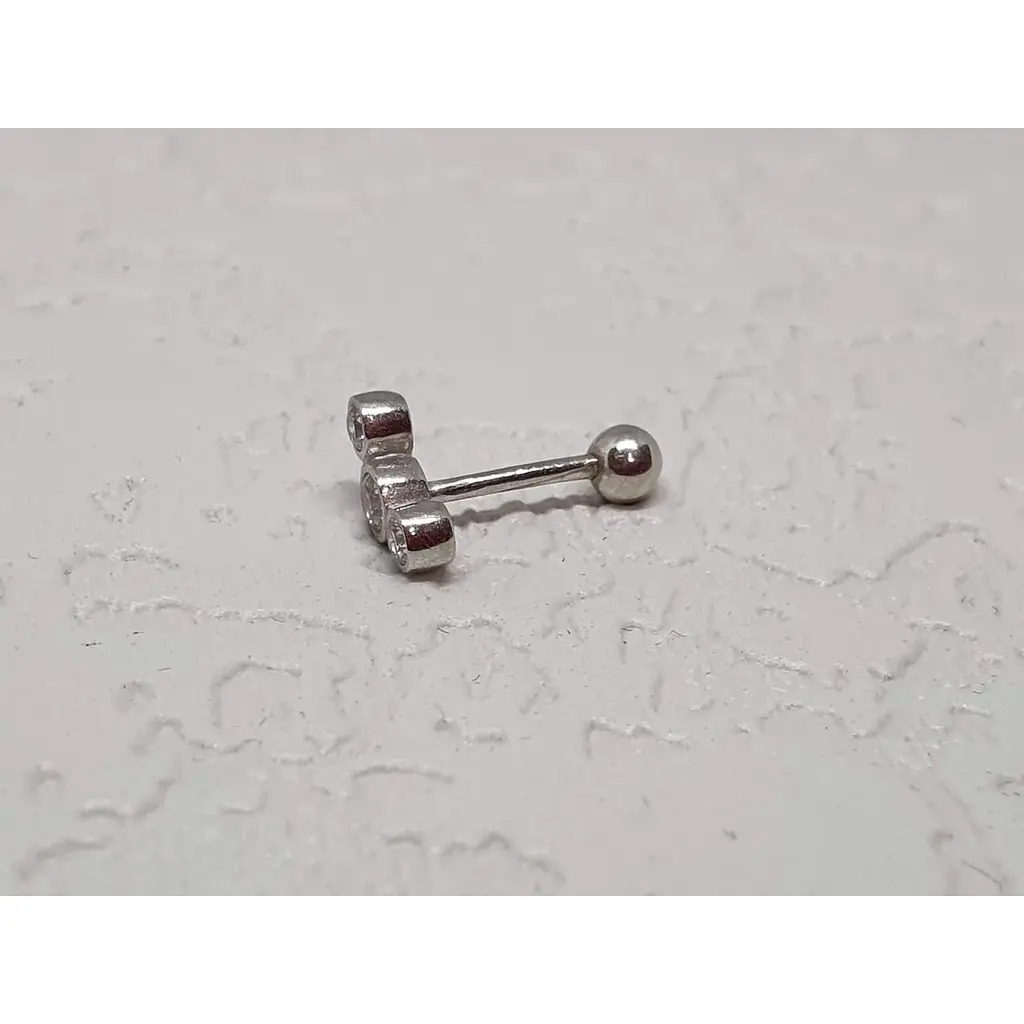 Серебряная серьга для пирсинга хеликса Ирий с фианитами. 40069ШТ - фото 3