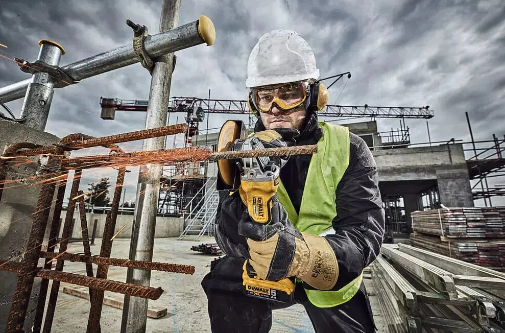 Акумуляторна кутова шліфувальна машина DeWalt без АКБ та ЗП DCG406N - фото 5