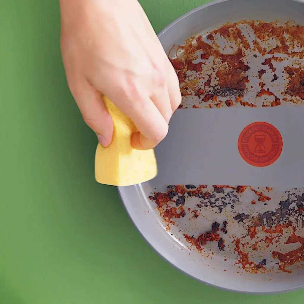 Сковорода универсальная Tefal Renew Eco Design 24 см (C4250443) с керамическим антипригарным покрытием - фото 2