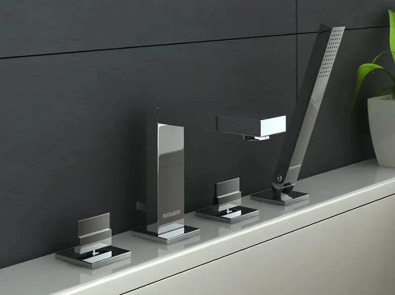 Змішувач на борт ванни Kohlman Excelent chrome QB240H Хром - фото 2