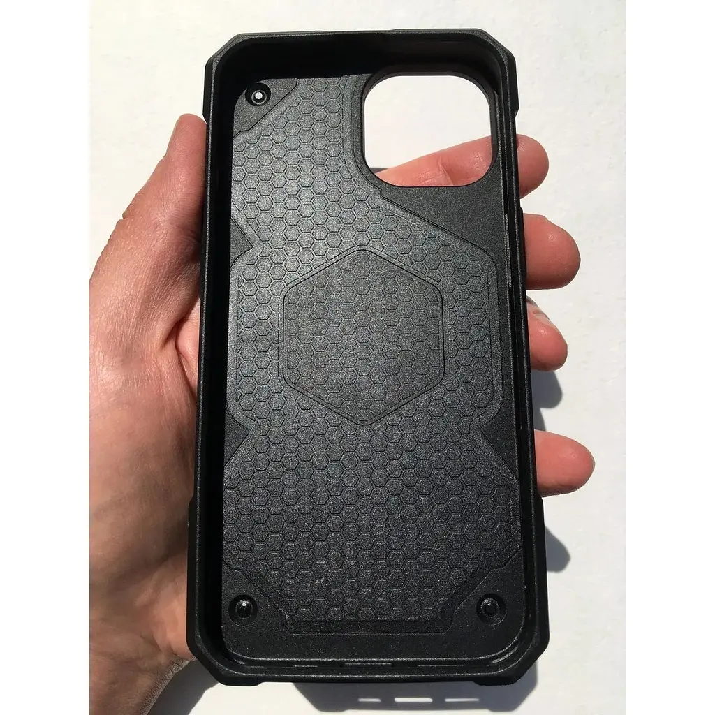 Оригінальний протиударний чохол UAG Monarch MagSafe для iPhone 13 / 14 (6.1") Black Leather (114028114040) - фото 6