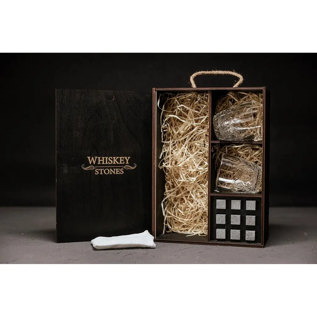 Подарунковий набір Whiskey Stones камені для віскі у дерев'яному пеналі №7 + 2 склянки Bormioli Rocco Dedalo + щипці + мішечок - фото 2