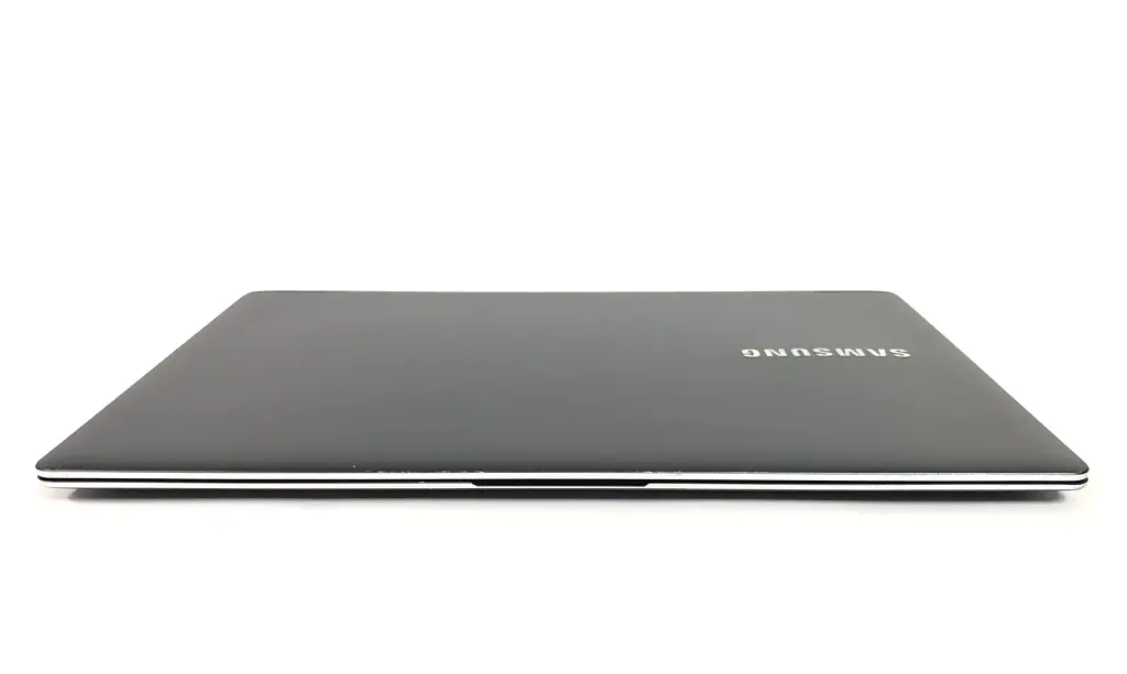 Ноутбук Samsung NP940X3G / 13.3" (3200x1800) IPS Touch / i5-4200U / 4GB / 128GB SSD / Win10Pro / Backlight - Б/в - фото 7