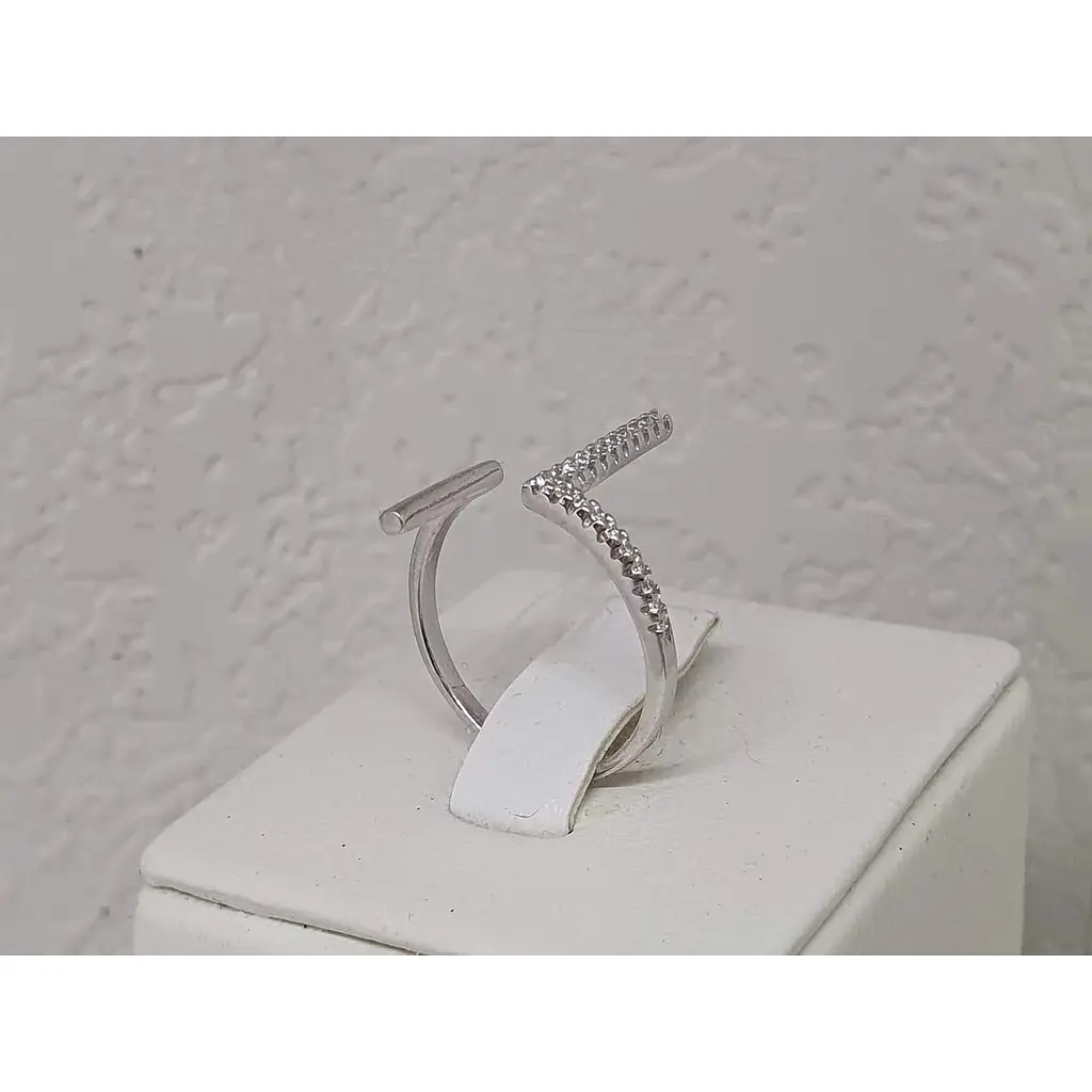 Срібне незамкнене кільце Qvaliz з фіанітами. 90101066 16 - фото 4