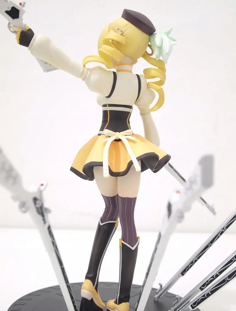 Фігурка Banpresto Дівчинка-чарівниця Мадока Мамі Томое Puella Magi Madoka Magica Mami Tomoe 16 см B MM MT C 16 - фото 9