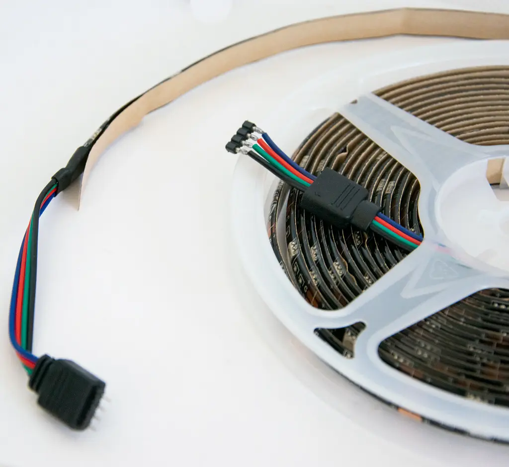 Светодиодная лента 5м разноцветная полоса RGB Bluetooth 5050 MEIQ-IT RGB strip light - фото 7