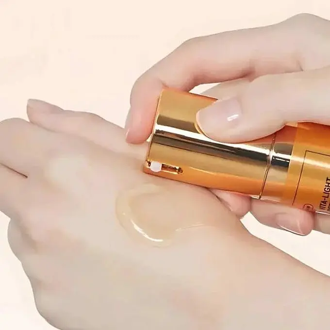 Вітамінна сироватка-бустер зі спікулами VT Cosmetics Vita-Light Reedle Shot 300HL 50 мл (VTC028) - фото 2