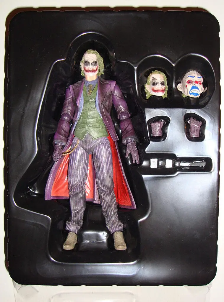 Фігурка Joker Джокер Темний ЛицарThe Dark Knight 26 см DC D91 - фото 4