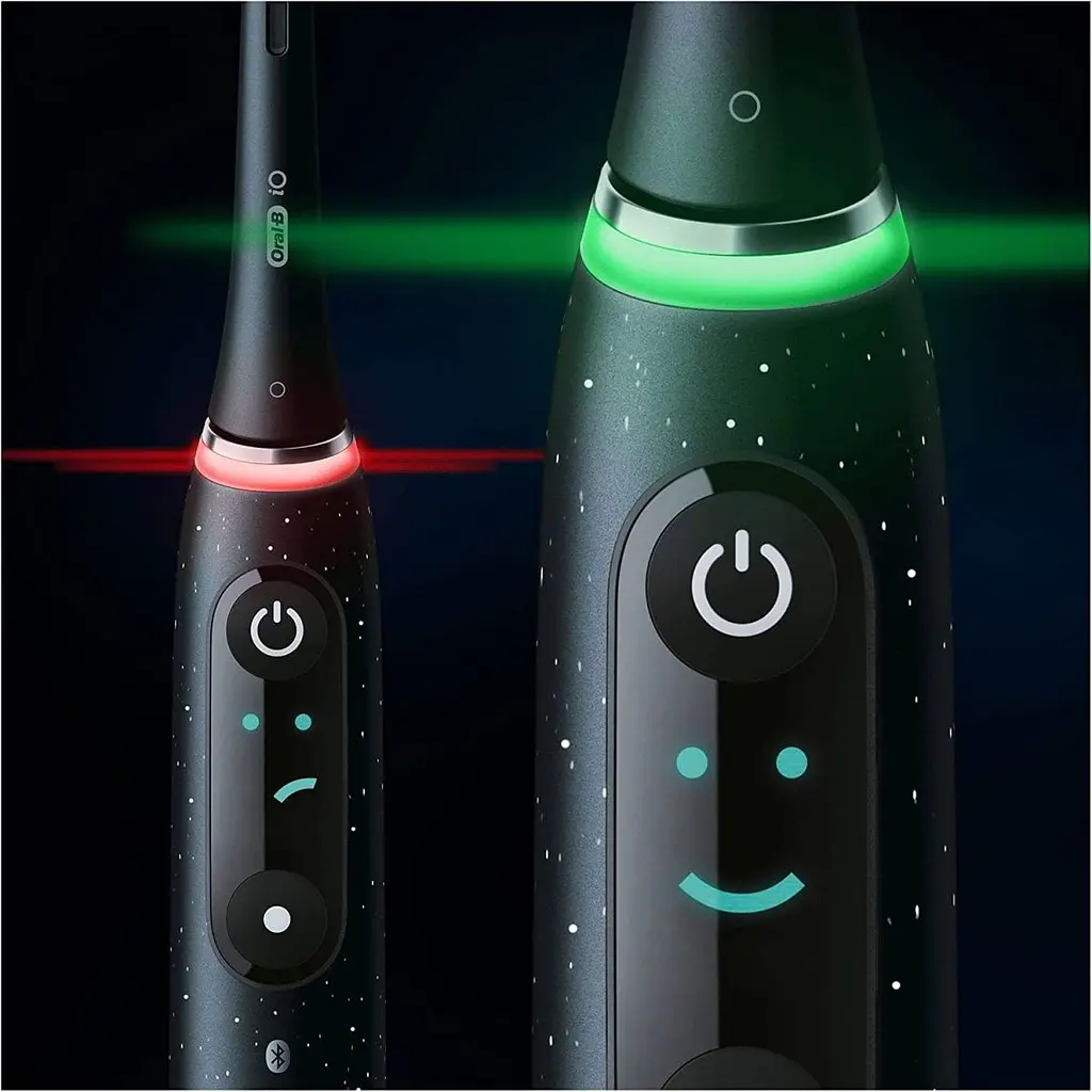Електрична зубна щітка Oral-B iO Series 10 Cosmic Black [77793] - фото 8