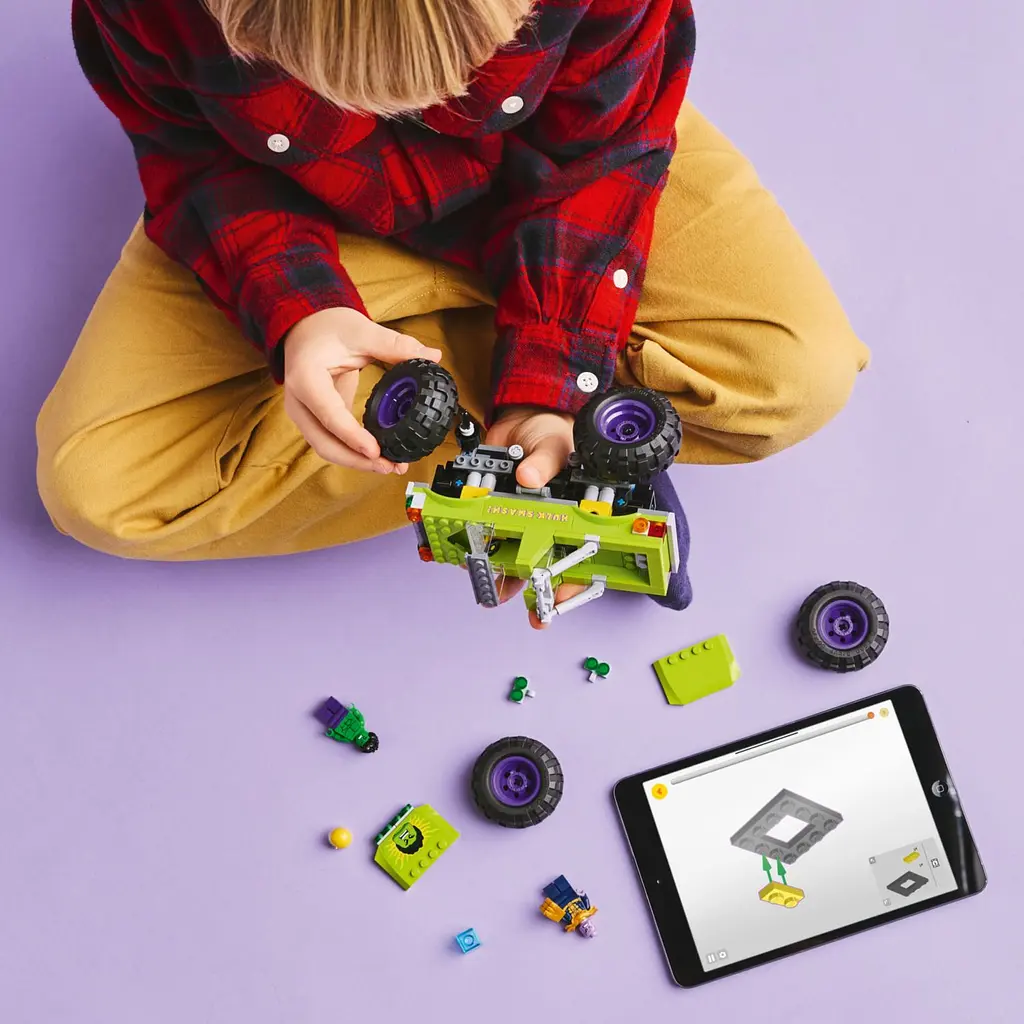 Конструктор LEGO Marvel Super Heroes Грузовик Халка против Таноса 229 деталей (76312) - фото 11