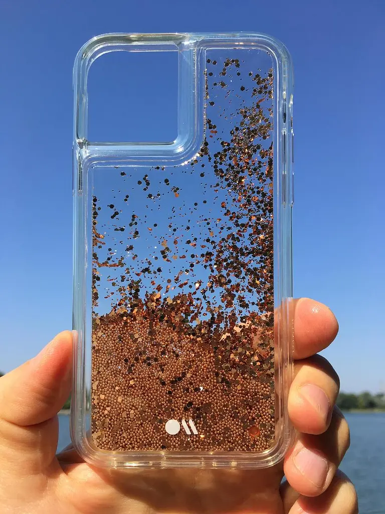 Чохол протиударний з плаваючими блискітками Case-Mate Waterfall CM039326-06 для iPhone 11 Pro (5.8") Gold - фото 5