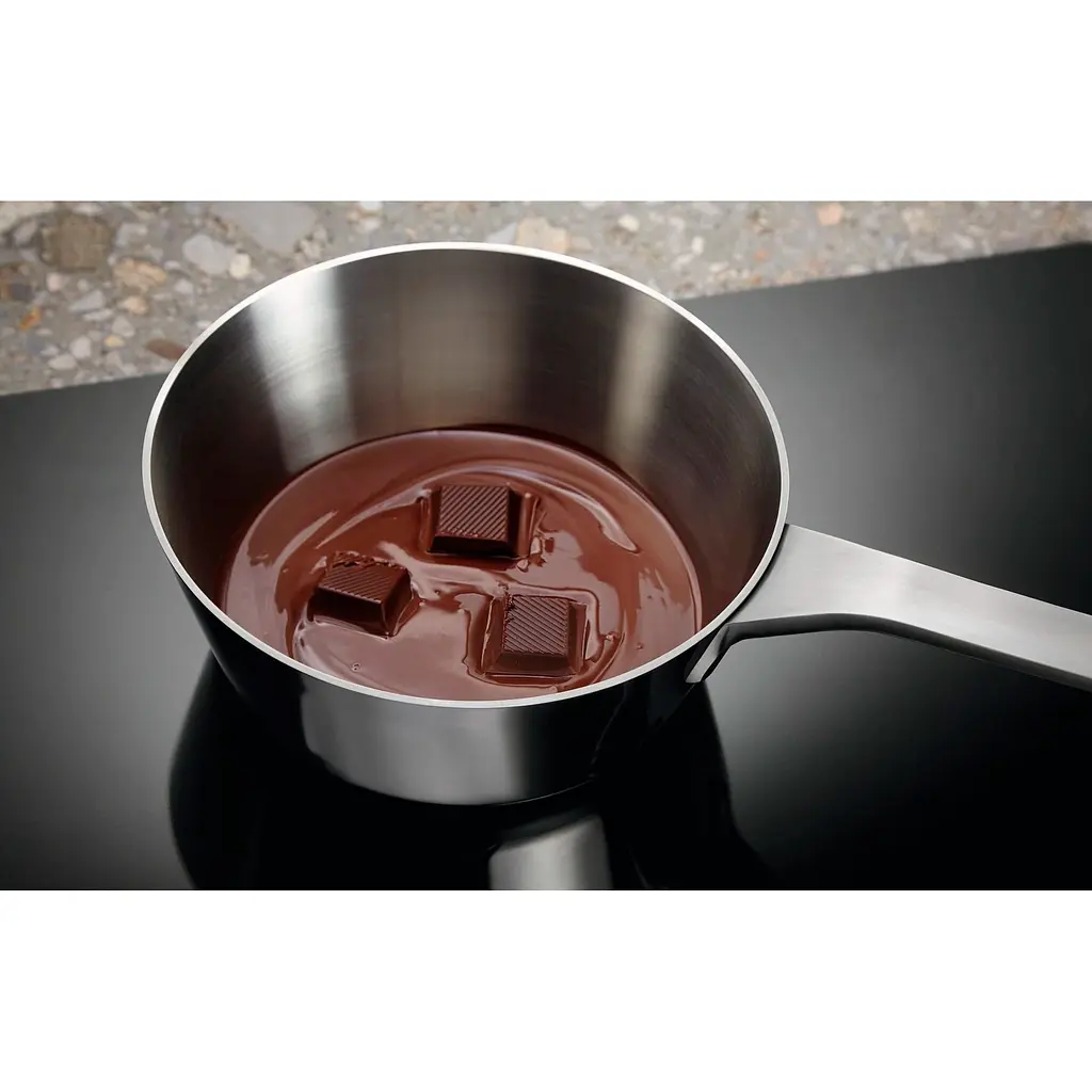 Індукційна варильна поверхня Electrolux EIP6446 [140628] - фото 7