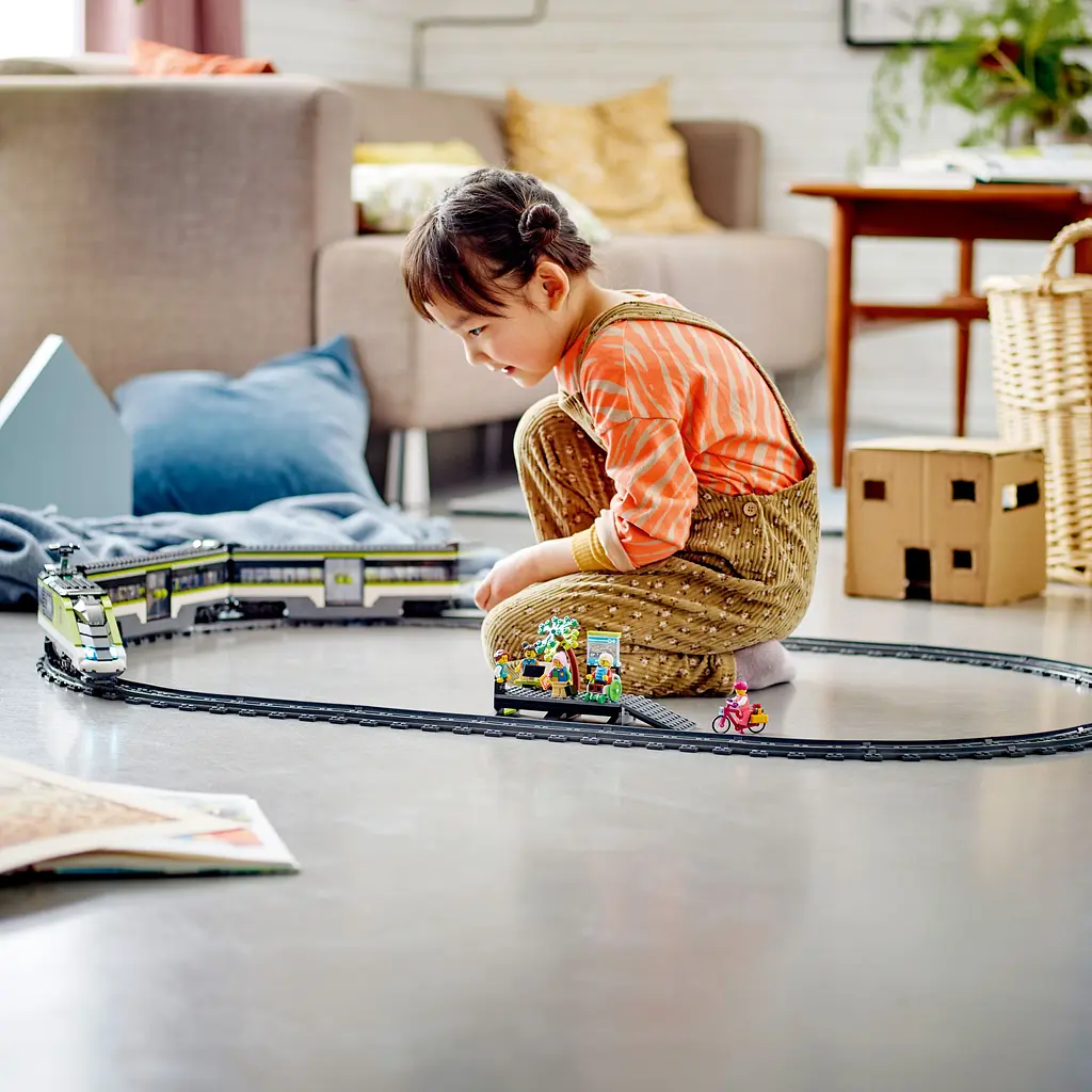 Конструктор LEGO City Пасажирський потяг-експрес 764 деталей (60337) - фото 8