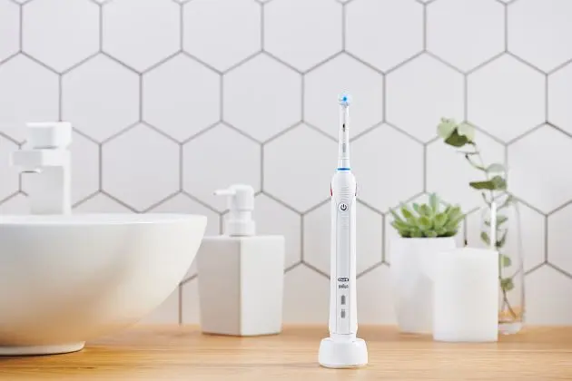 Электрическая зубная щетка Oral-B Pro2 Sensi Ultrathin White - фото 11