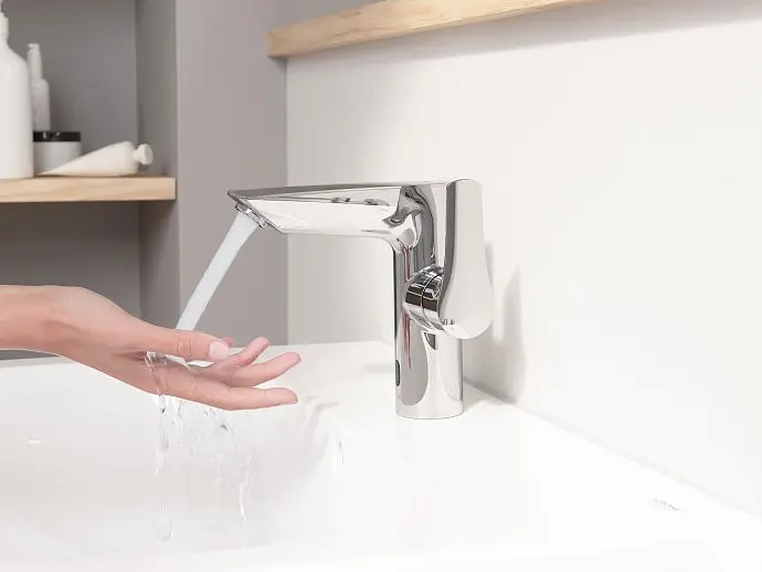 Змішувач для умивальника з інфрачервоною електронікою Grohe Eurosmart New 23975003 Хром - фото 6