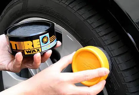 Чорніння для шин SOFT99 Tire Black Wax 170 г воскове покриття для гуми - фото 8