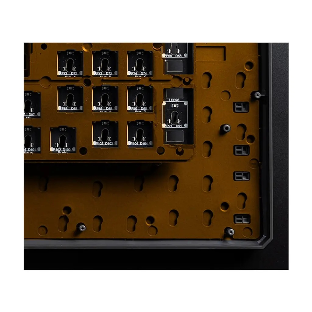 Клавиатура ASUS TUF Gaming K3 Gen II Opti-Mech RGB Red Switches USB UA Black (90MP0390-BKMA00) - фото 4
