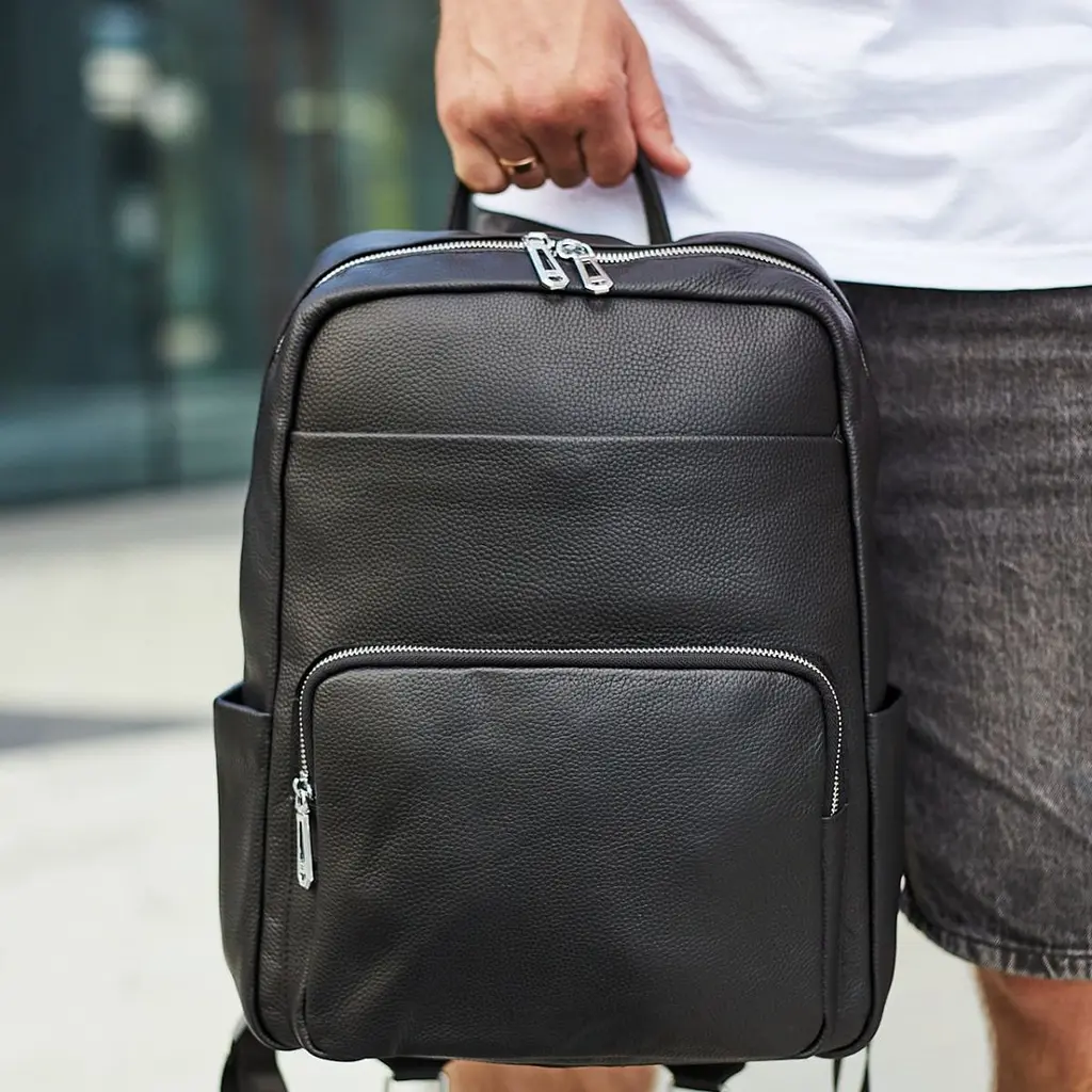 Чоловічий шкіряний рюкзак для ноутбука і подорожей чорний Tiding Bag 59331 - фото 8